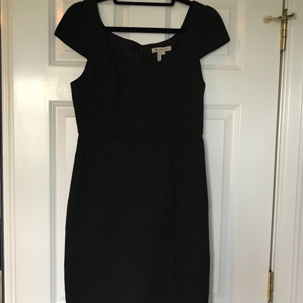 BCBGENERATION Short Black Cap Sleeve Dress